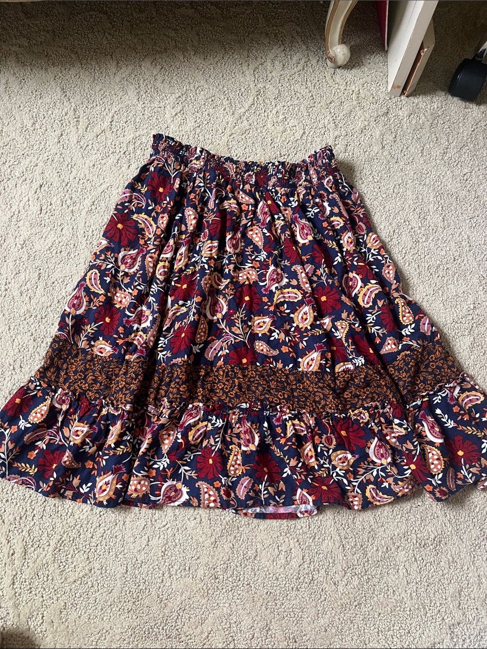 Draper James Floral Tiered Midi Skirt - Navy and Burgundy size M